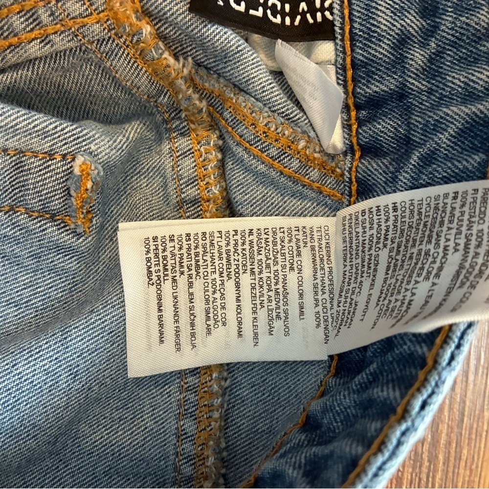 H&M Divided Mom Jeans Light Wash High Rise Tapered Leg Women’s Size 10 - Picture 12 of 12